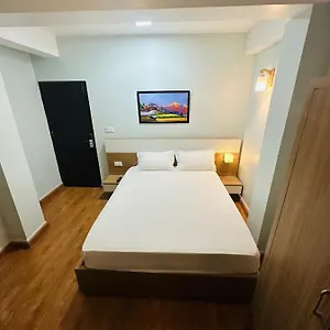 Ivanna Hotel